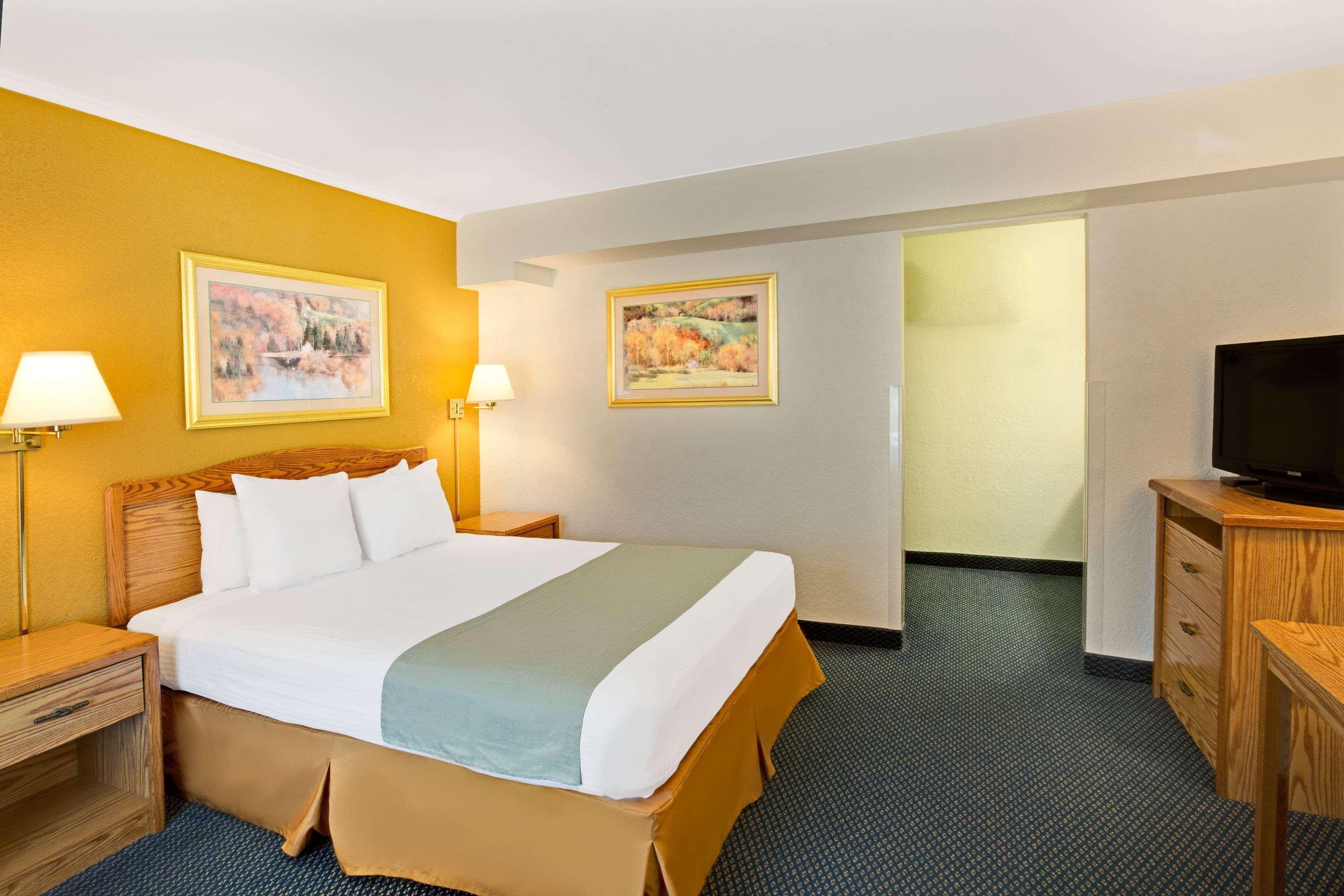 Travelodge By Wyndham Rapid City Eksteriør billede